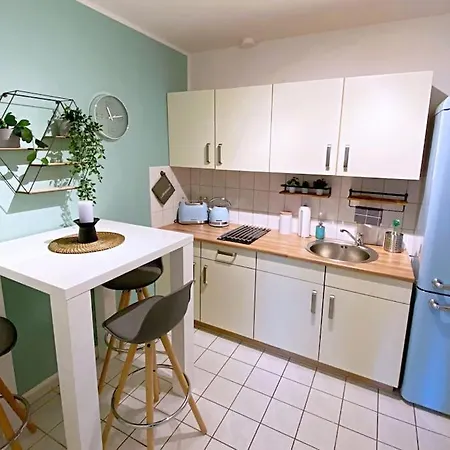 Gruene Idylle In Der Naehe Des Zwenkauer Sees Zwenkau